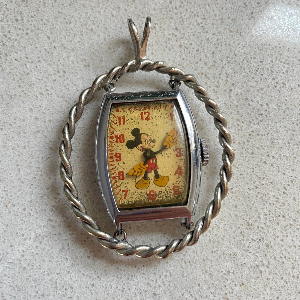 Vintage 1940s Ingersoll MICKEY MOUSE WATCH Disney Disneyana Pendant Necklace - Picture 1 of 8
